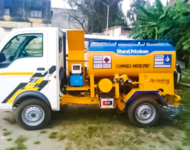 LCV Fuel Bowser